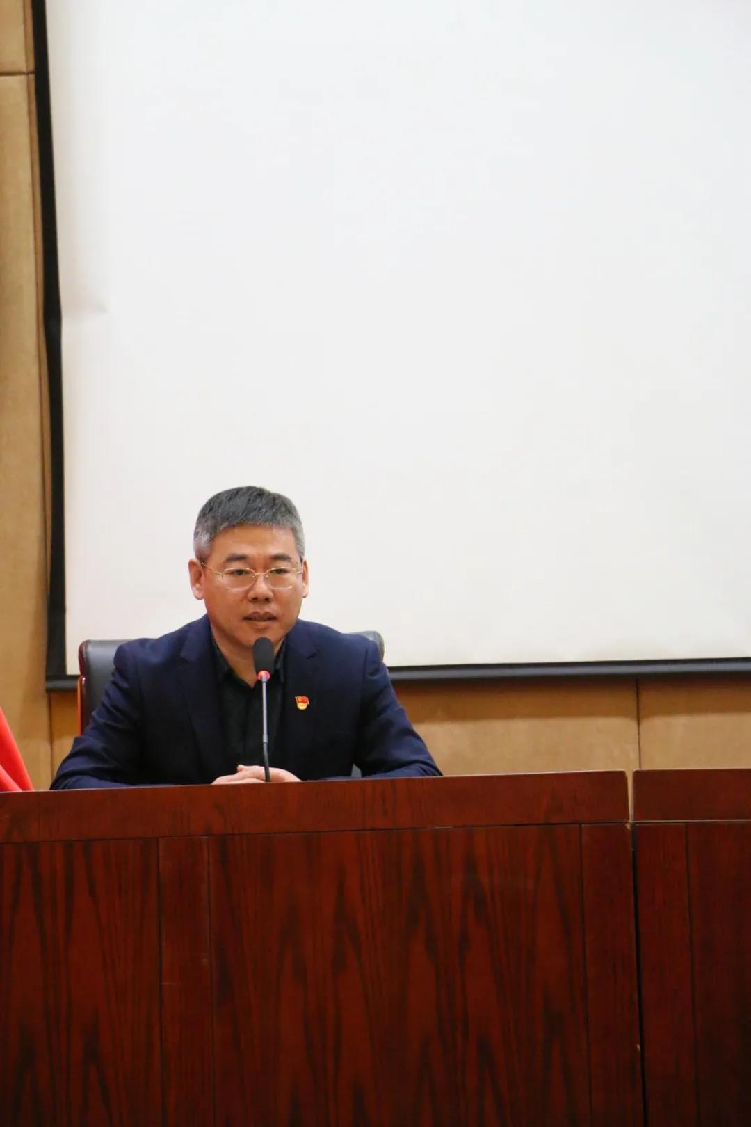 课后,集团党委书记,董事长李洪强对赵竹帛书记的授课给予高度评价